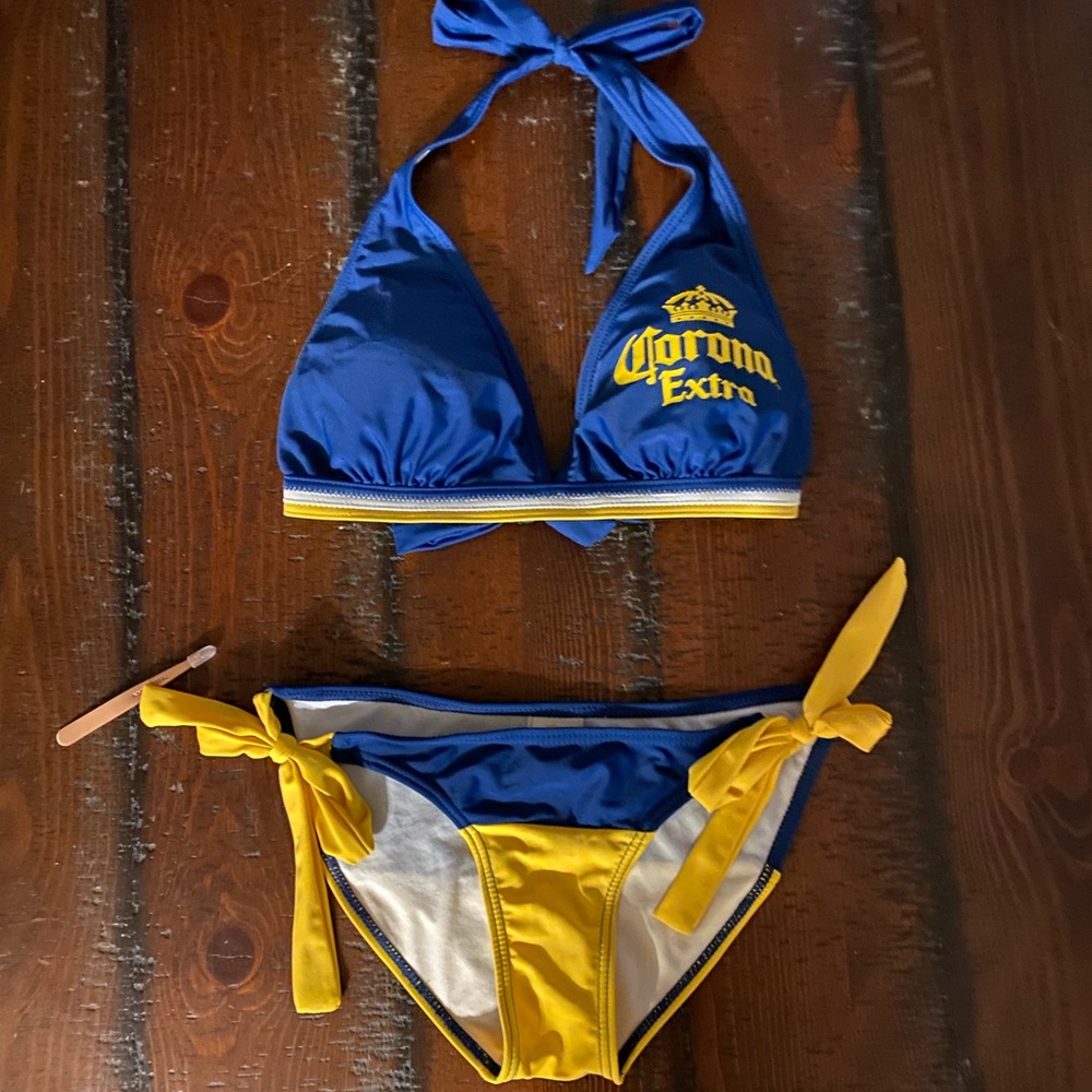 Corona halter top bikini size Small EC ~